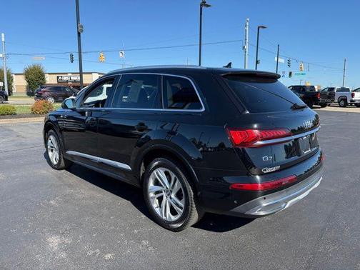 2020 Audi Q7 55 Premium Plus