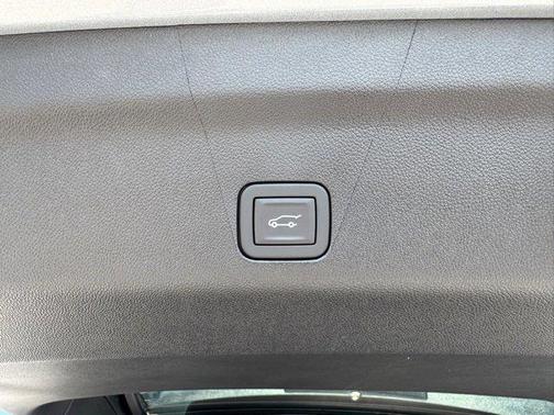 2025 Chevrolet Suburban 4WD High Country