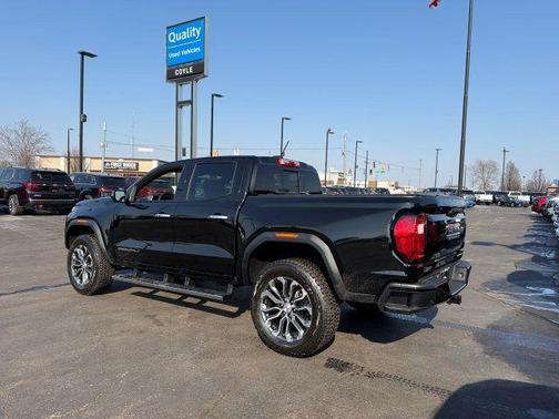 2023 GMC Canyon Denali