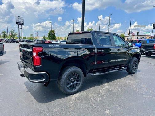 2025 Chevrolet Silverado 1500 LT Trail Boss