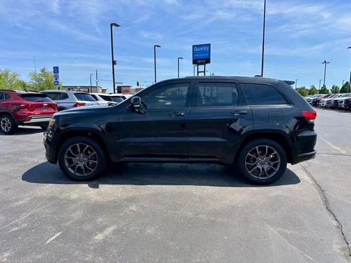 Diamond Black Crystal Pearlcoat 2021 Jeep Grand Cherokee High Altitude