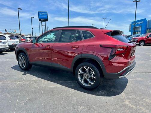 Crimson Metallic 2025 Chevrolet Trax LT