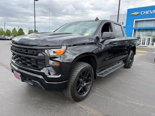 2022 Chevrolet Silverado 1500 Custom Trail Boss