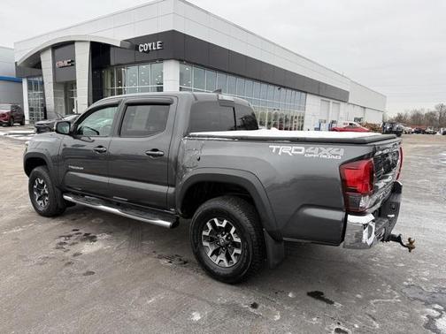 2018 Toyota Tacoma SR