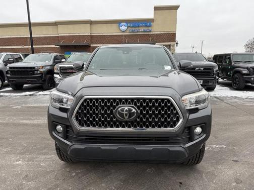 2018 Toyota Tacoma SR