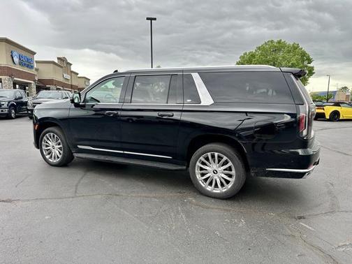 2021 Cadillac Escalade ESV Premium Luxury