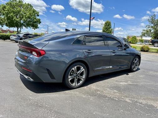 2022 Kia K5 EX