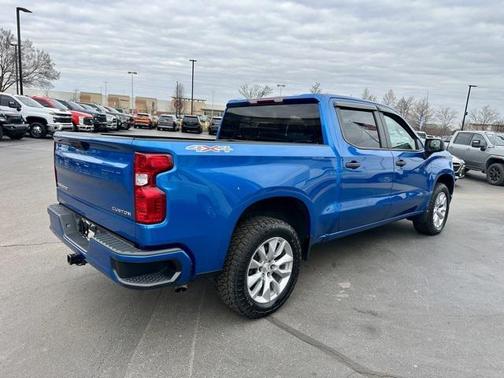2022 Chevrolet Silverado 1500 Custom