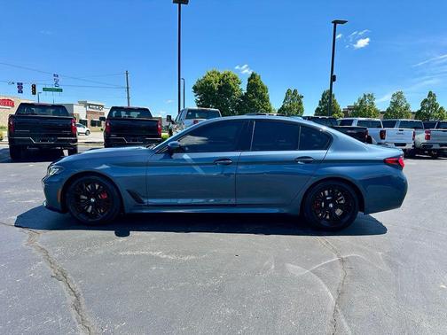 Arctic Race Blue Metallic 2023 BMW M550 i Xdrive