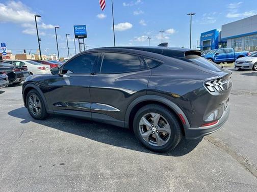 2022 Ford Mustang Mach-E Select