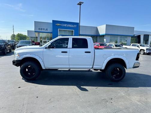 2018 RAM 2500 Tradesman Crew Cab 4x4 6'4' Box