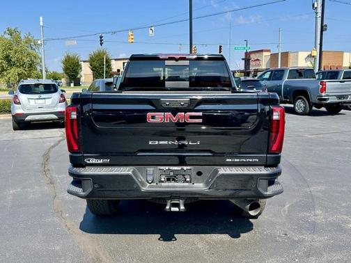 2024 GMC Sierra 2500 Denali