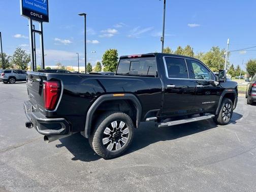 2024 GMC Sierra 2500 Denali