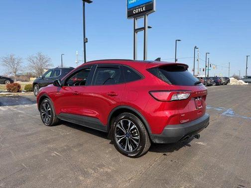 2022 Ford Escape SE