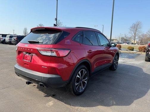 2022 Ford Escape SE