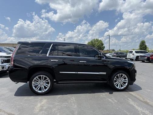2017 Cadillac Escalade Platinum