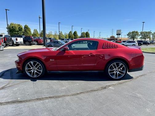 2011 Ford Mustang GT Premium