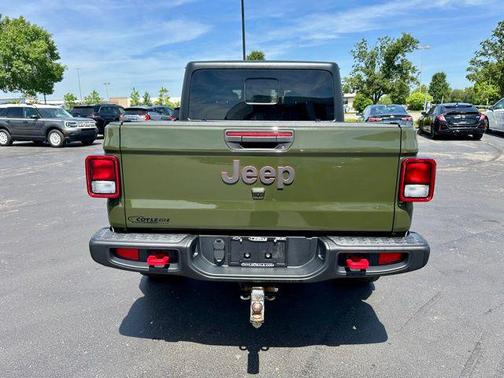 Sarge Green Clearcoat 2023 Jeep Gladiator Rubicon