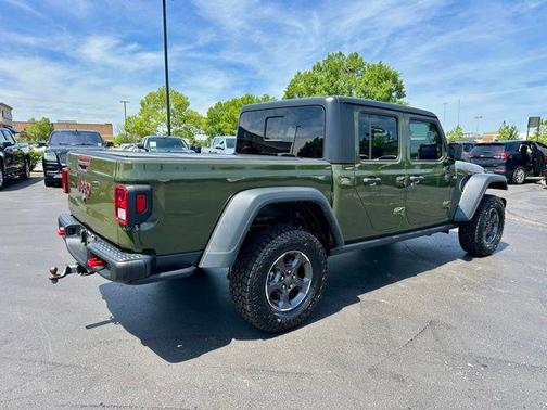 Sarge Green Clearcoat 2023 Jeep Gladiator Rubicon