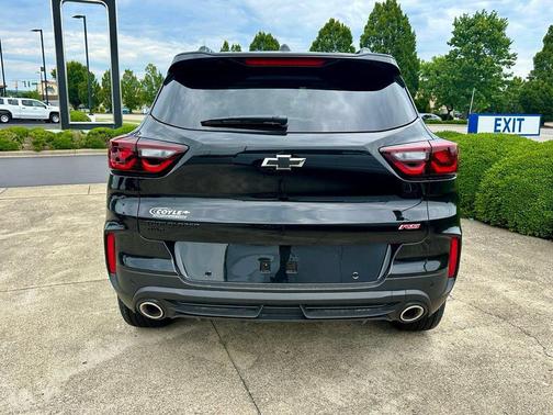 Mosaic Black Metallic 2026 Chevrolet Trailblazer RS