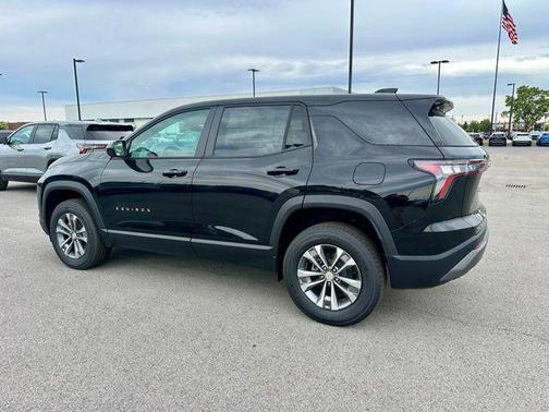 Mosaic Black Metallic 2026 Chevrolet Equinox 1LT