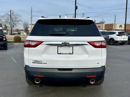 2021 Chevrolet Traverse LT Cloth