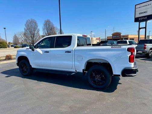 Summit White 2026 Chevrolet Silverado 1500 LT Trail Boss