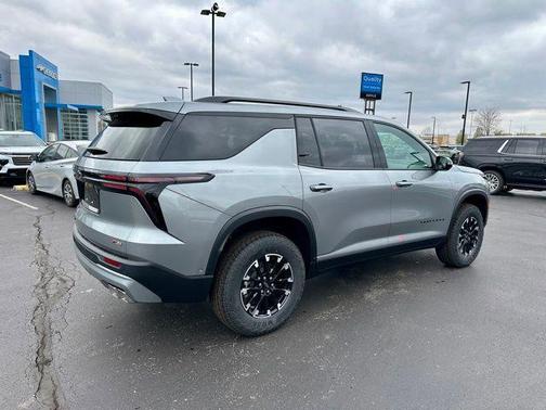 Polar White Tricoat 2026 Chevrolet Traverse AWD Z71