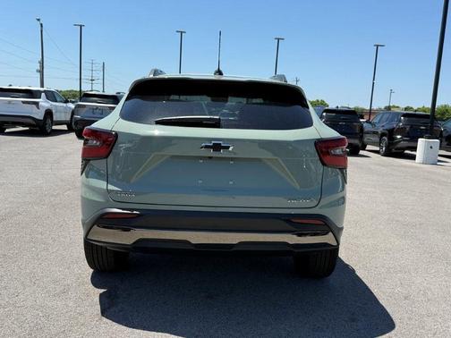 Marina Blue Metallic 2026 Chevrolet Trax FWD ACTIV