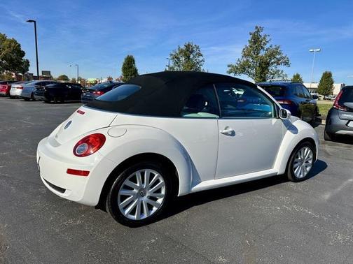 2010 Volkswagen New Beetle 2.5L