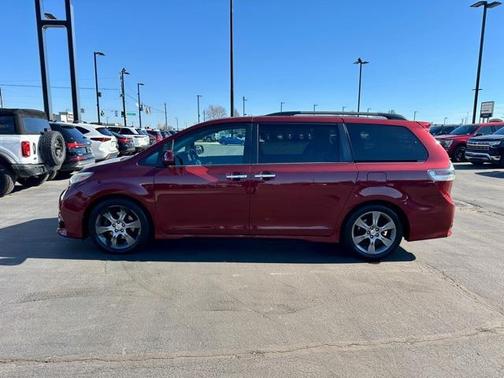 2015 Toyota Sienna SE
