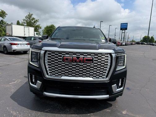 Onyx Black 2023 GMC Yukon XL Denali