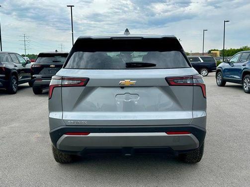 Sterling Gray Metallic 2026 Chevrolet Equinox 1LT