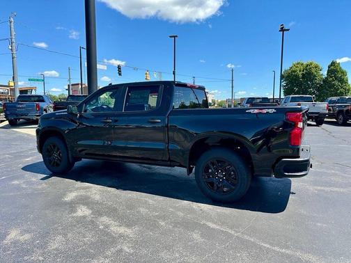 Black 2026 Chevrolet Silverado 1500 Custom