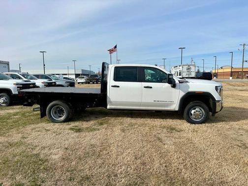 Summit White 2025 GMC Sierra 3500 Base