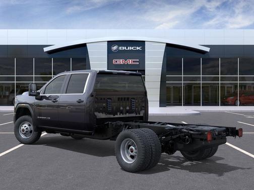 2025 GMC Sierra 3500 Base