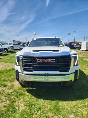 2025 GMC Sierra 3500 Base