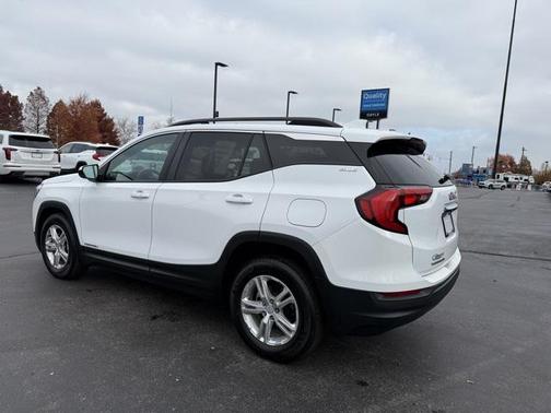 2021 GMC Terrain SLE