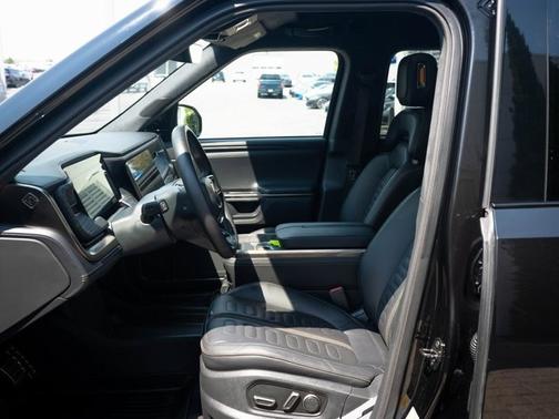 2023 Rivian R1T Adventure