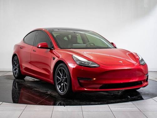2021 Tesla Model 3 Standard Range Plus