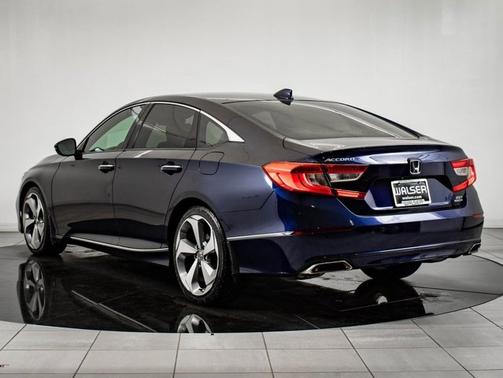 2018 Honda Accord Touring 2.0T