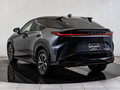 2023 Lexus RZ 450e "Premium AWD w/18"" Wheels"