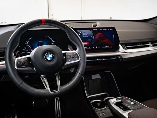 2025 BMW X1 M35i