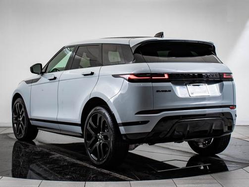 2024 Land Rover Range Rover Evoque Dynamic SE