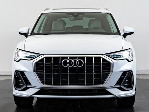 2025 Audi Q3 S line Premium Plus