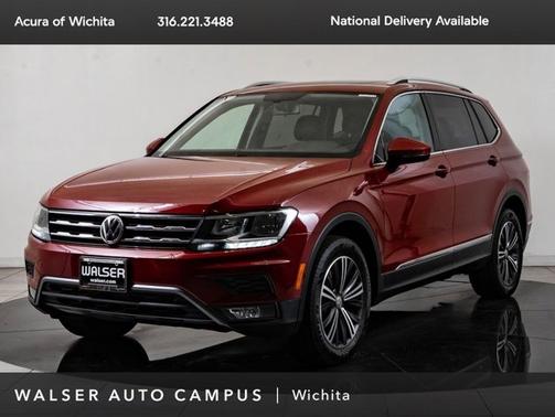 Cardinal Red Metallic 2018 Volkswagen Tiguan 2.0T SEL