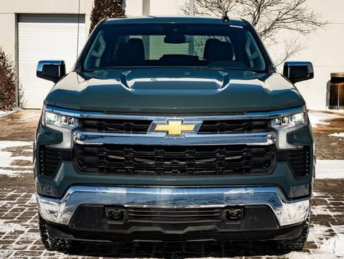 Cypress Gray 2025 Chevrolet Silverado 1500 LT