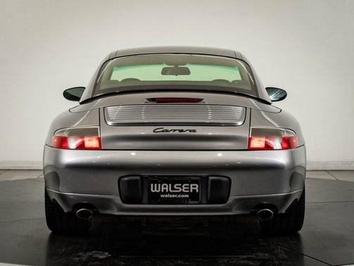 2001 Porsche 911 Carrera