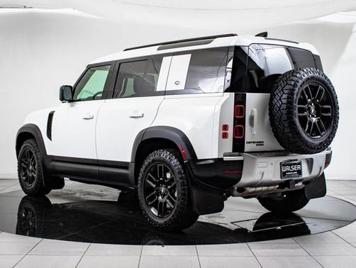 2020 Land Rover Defender HSE