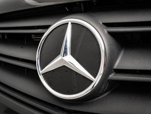 2023 Mercedes-Benz Metris Passenger